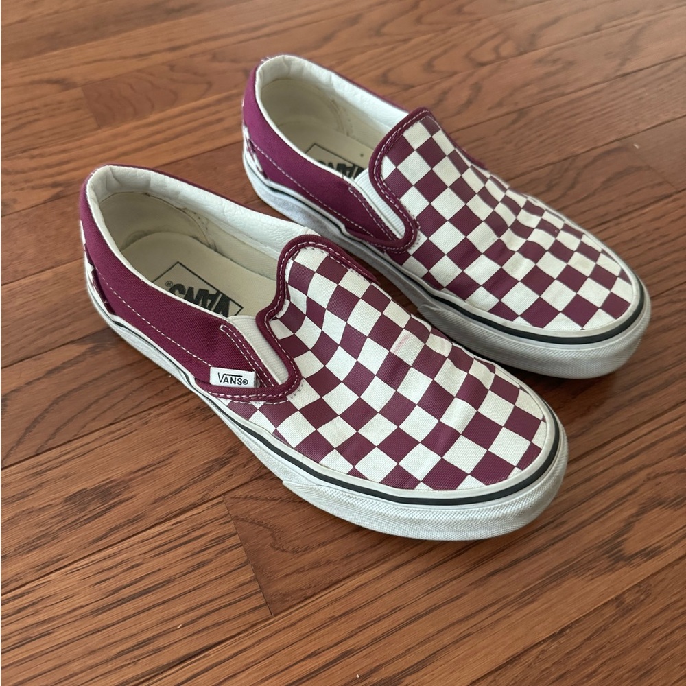 Burgundy grape checkered slip on vans